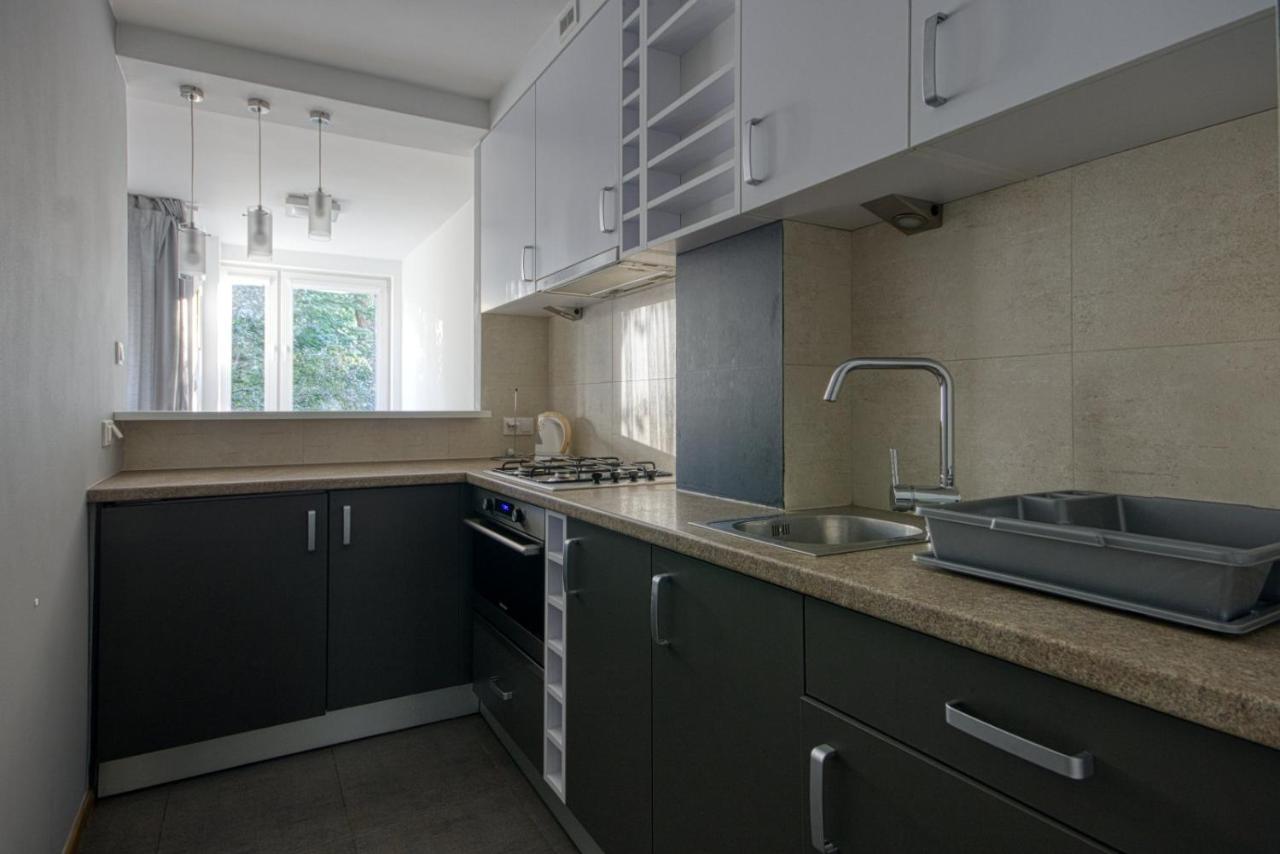Aleja 3 Maja 7B By Homeprime Warsaw Ngoại thất bức ảnh